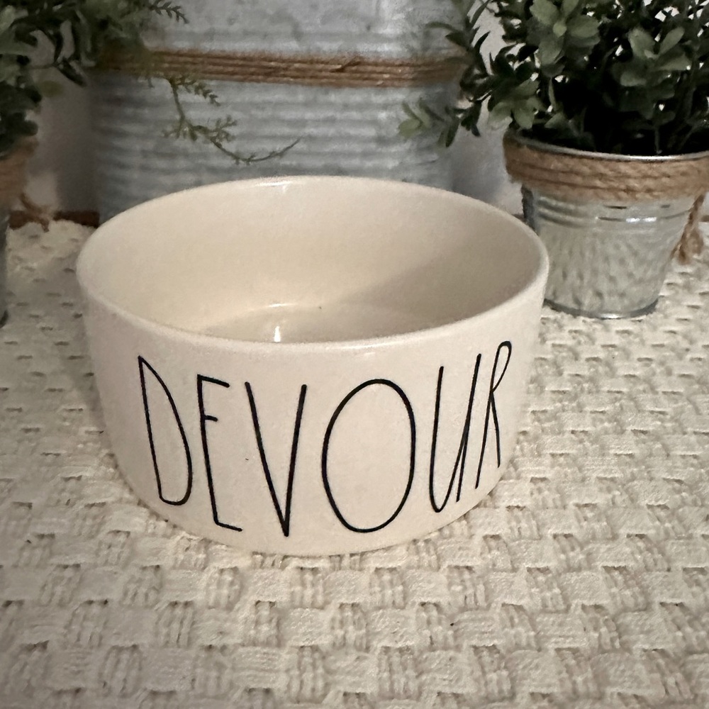 Rae Dunn Devour Dog Bowl